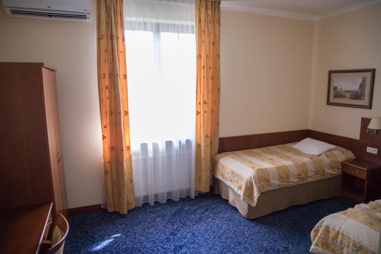Hotel Sv. Ludmila Skalica Dış mekan fotoğraf